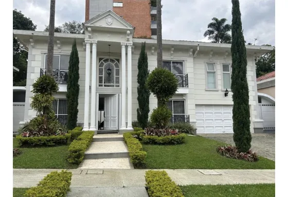 Venta Casa Poblado Sector San Lucas Medellin 