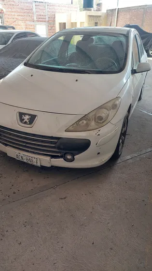 Peugeot 307 2.0 4p X-line At