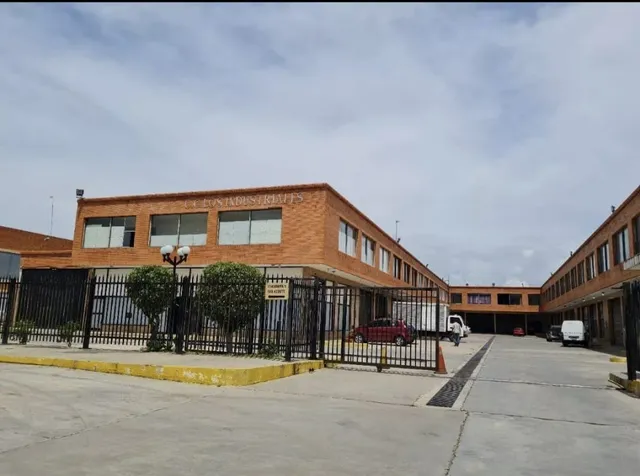 Galpón Con Oficinas En Los Guayos, Paraparal Centro Comercial  Los Industriales .ar Solo Clientes