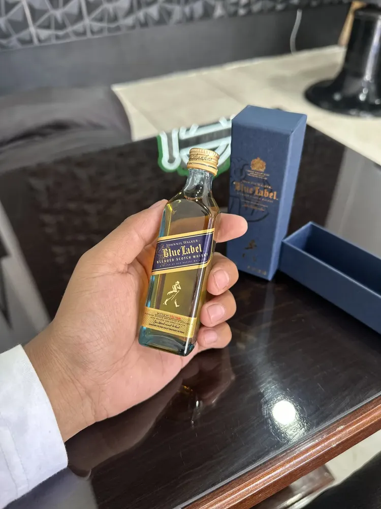 Whisky Johnnie Walker Blue Label 50ml | MercadoLivre