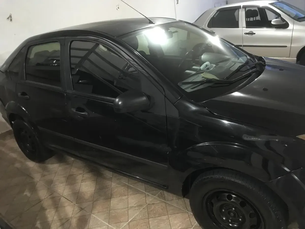 Ford Fiesta Sedan 2008 1.0 Flex 4p — foto 4
