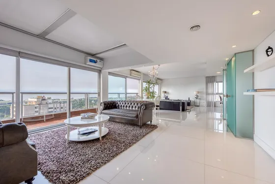 Venta Departamento 3 Dormitorios Con 2 Cochera Piso Super Alto, Vista Abierta - Palermo Nuevo