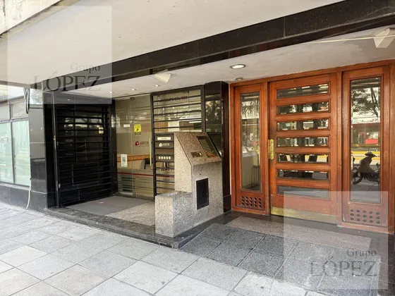 Venta Departamento Vicente Lopez 1 Ambiente Lateral. Sobre Maipu