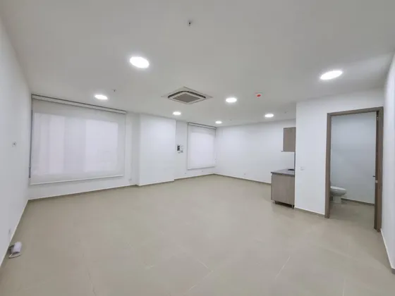 Oficina En Exclusivo Centro Empresarial Cod. 43472