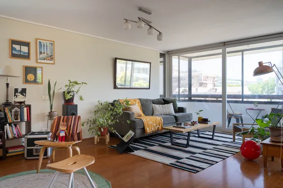 A Pasos De Plaza Pedro De Valdivia, Exclusivo Piso Completo