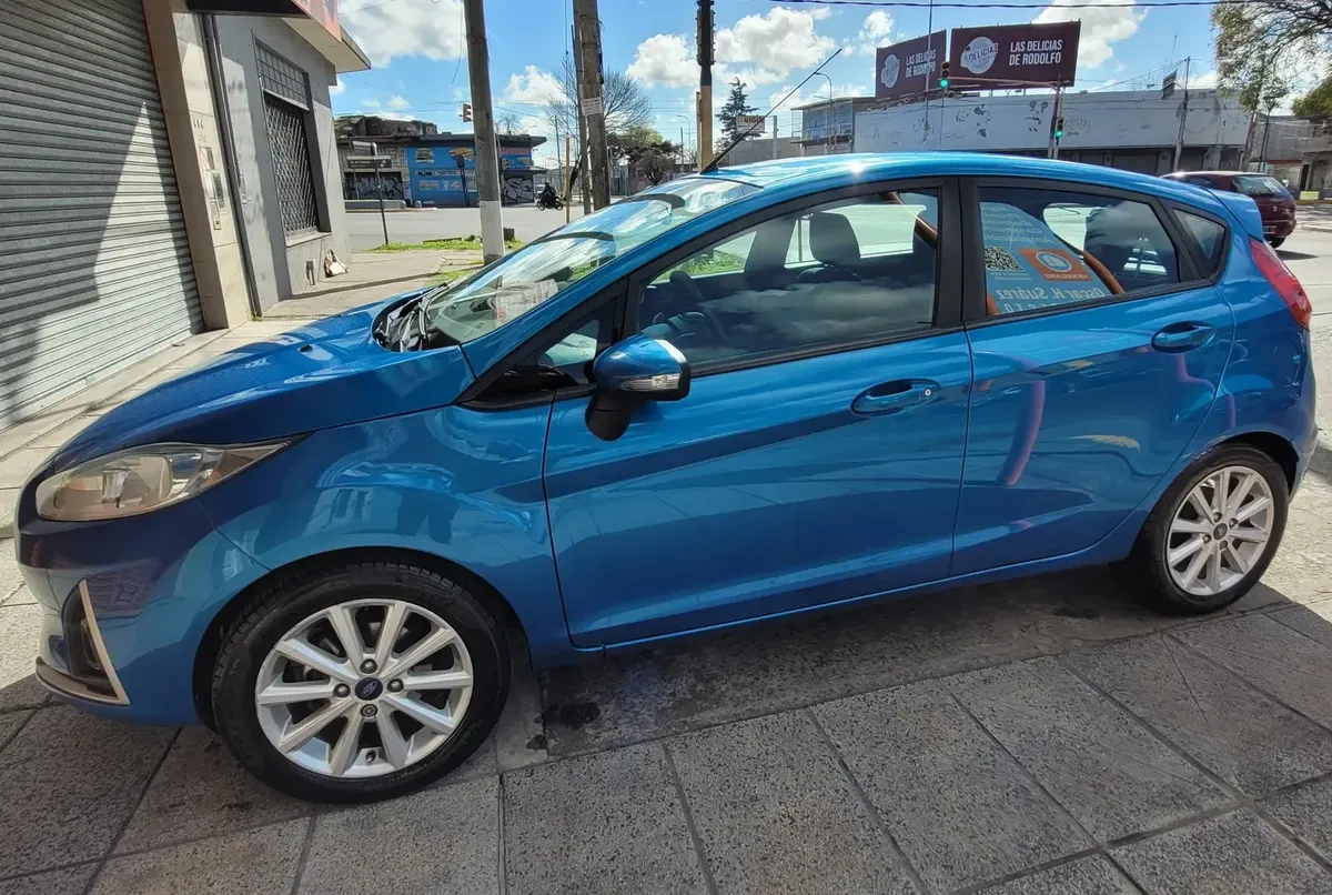 Ford Fiesta Kinetic 1.6 Se 120cv