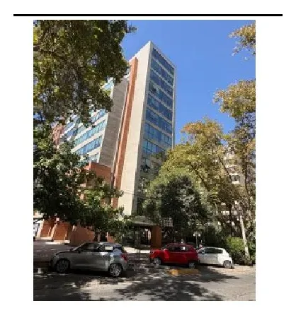 Oficina9 Un Hall,4 Privados, 2 Baños, Kitchenent, Est Y Bod