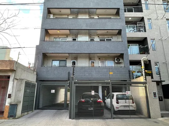 Venta Departamento 2 Ambientes Con Balcón Castelar Centro
