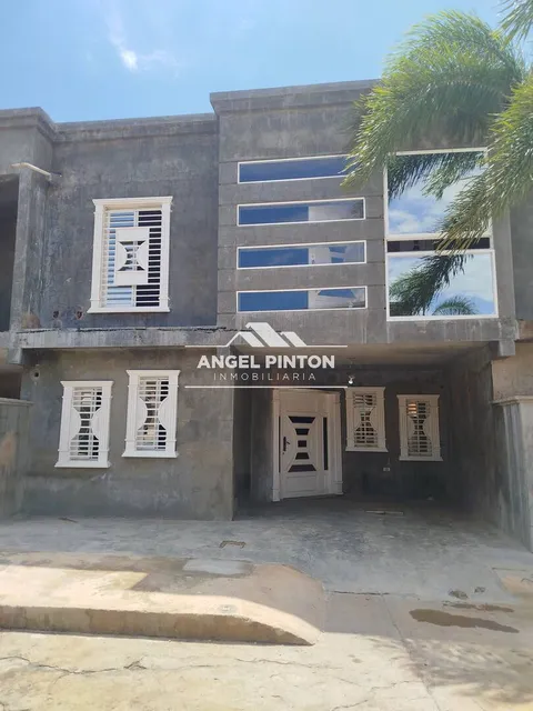 Townhouse En Venta En San Francisco Api 0829