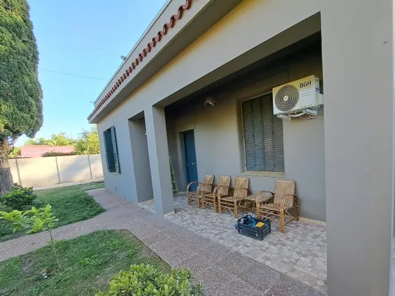 Importante Propiedad Con Dos Casas