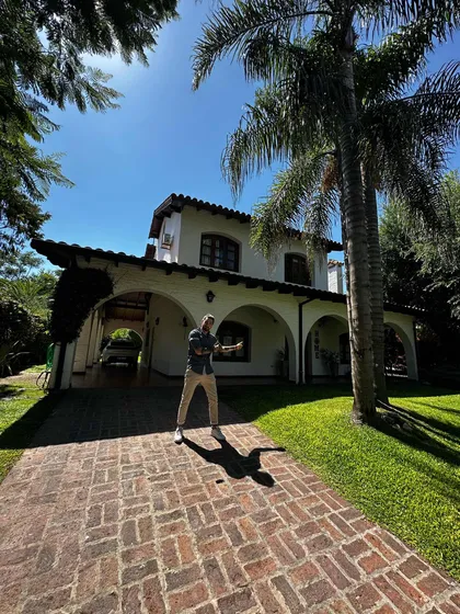 Imponente Casa En Venta En El Rodal Canning