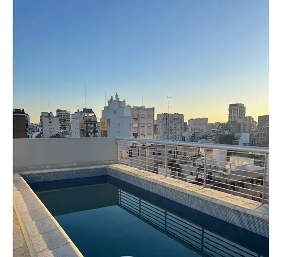 Dueño Alquila Impecable Dpto En Belgrano. Dos Ambientes. Balcón. Gimnasio. Piscina. Baulera.