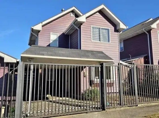 Arriendo Casa Jardin Austral Sector Hacienda Los Lagos