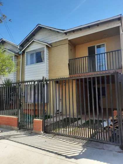 Casa 3 Dormitorios En Villa Carlos Droguett, Talagante 