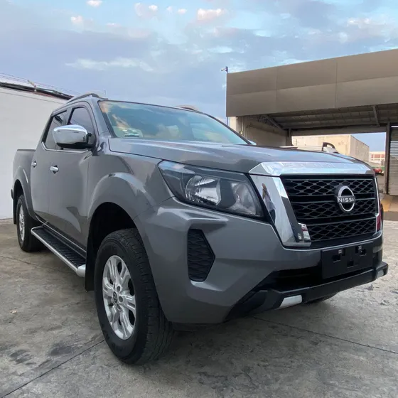 Nissan Frontier 2.5 Le At