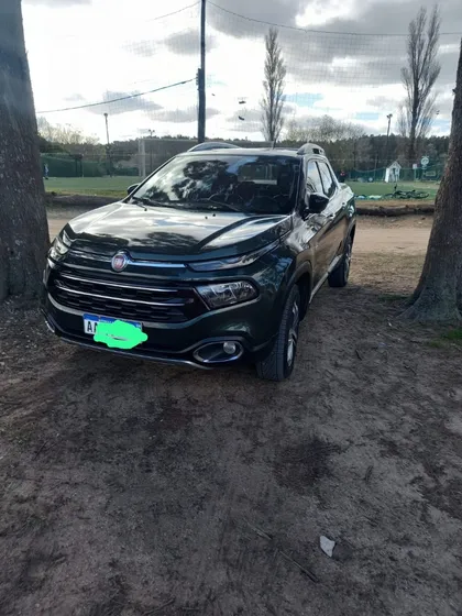 Fiat Toro 2.0 Volcano 4x4 At