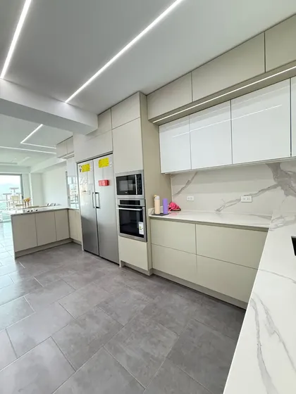 Nueva Captación Apartamento En Venta De Oportunidad Res Vistapo En La Trigaleña Alta 153 M2 Piso Alto 3 Habitaciones Con Closet 2 Baños Y Medio 2 Puestos De Estacionamiento Techados Área De Faena Fp