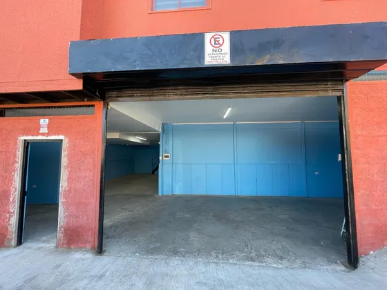 Bodega En Arriendo En Calle El Roble Con Agustina 