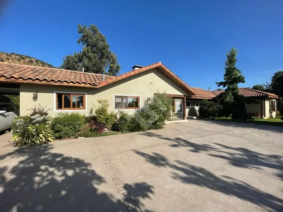 Se Vende Casa Chilena 5d 4b Piscina Mas Quincho C/recepción