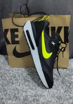 Nike shox explosive hot sale