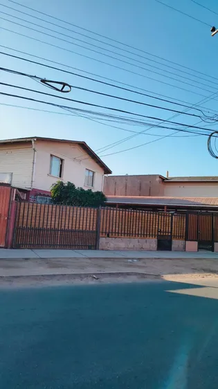 Casa Remodelada, Ampliada 4 Dormitorios 3 Baños