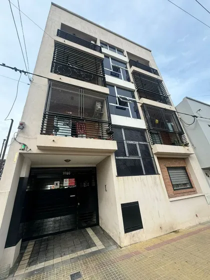 Cocherasemicubierta  En Venta Ubicado En La Plata