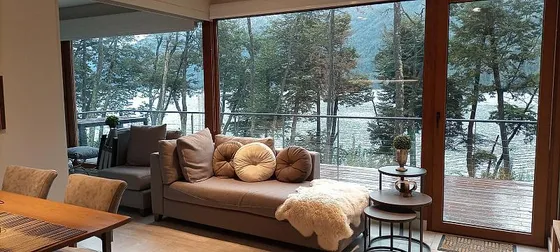Excelente Departamento Con Vista Al Lago, Amoblado Y Con Cochera Particular.