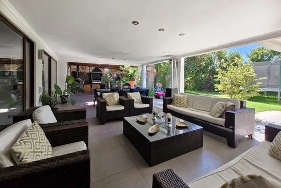 Venta Casa N 6d En Suite Walk-in Clóset 5b 2e 1b Chamisero 