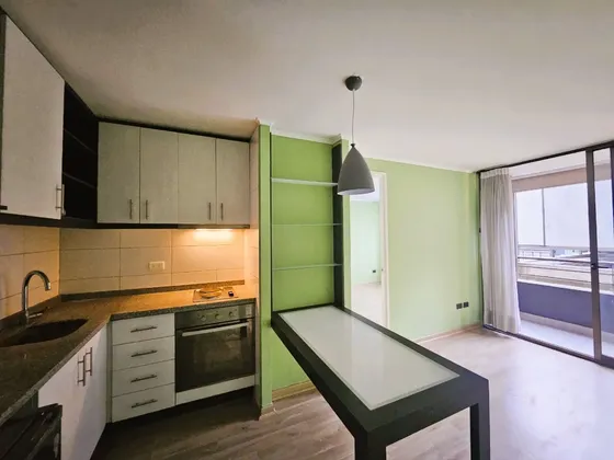 Arriendo 1d1b Plaza San Isidro / Metro Santa Lucía