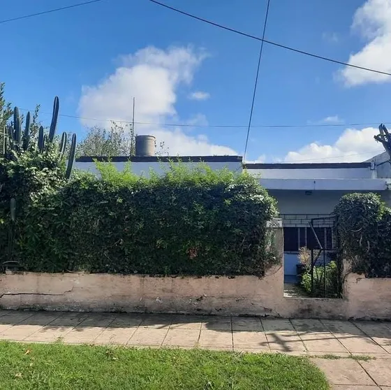 Casa Con Dos Dormitorios.