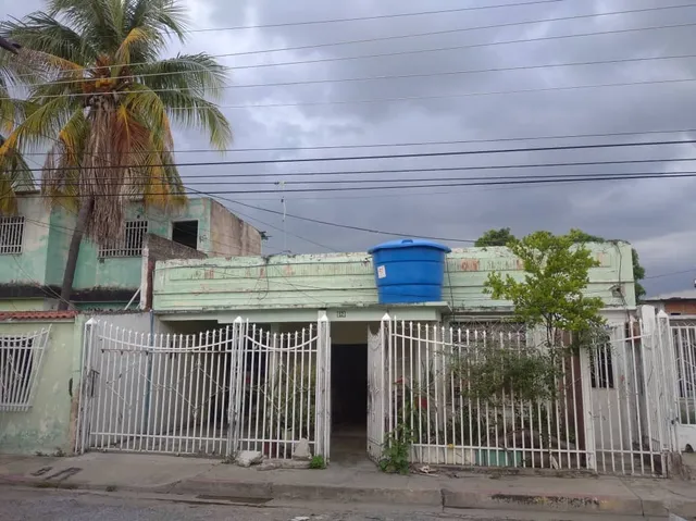 Se Vende Comoda Casa Ubicado En El Piñonal, 007jsc