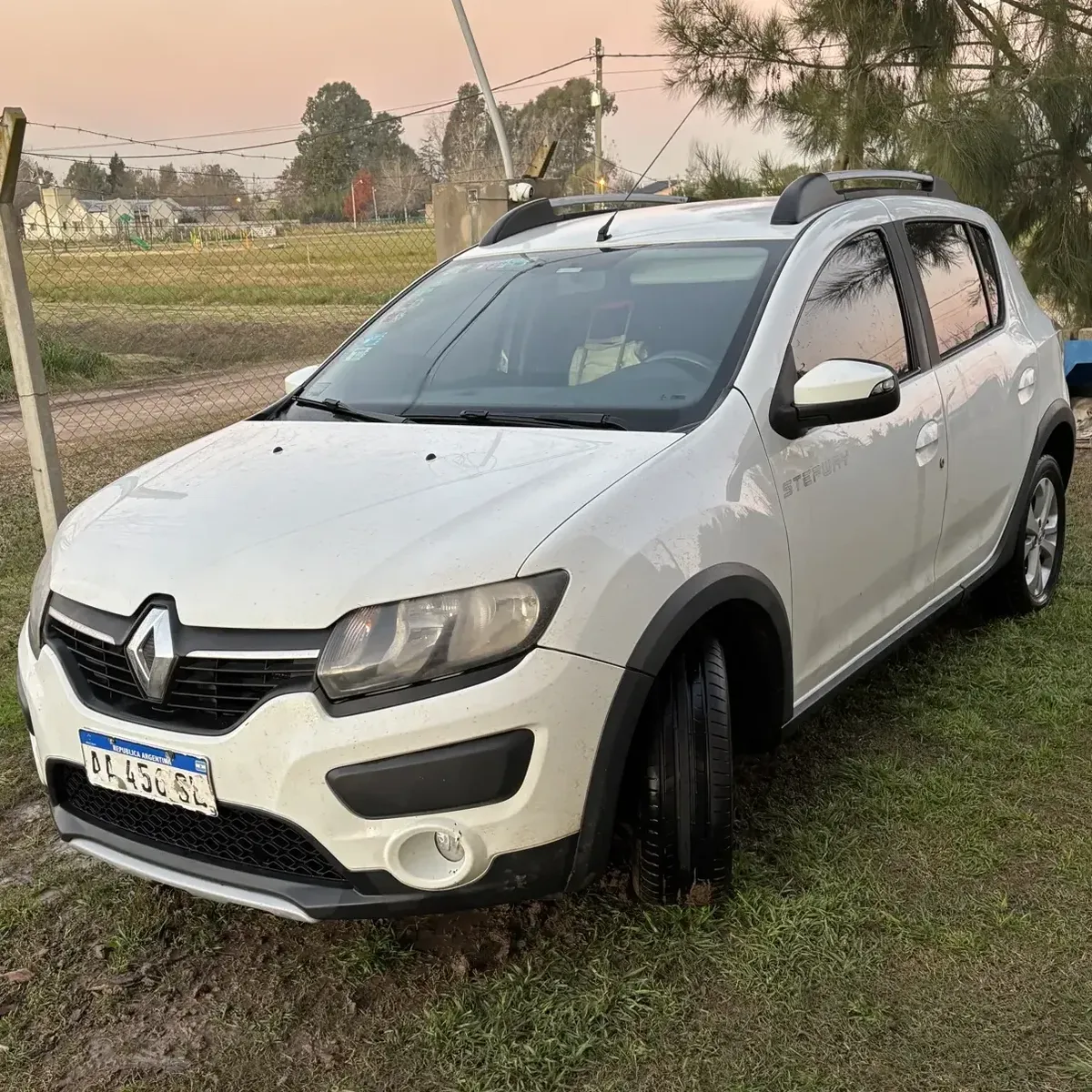Renault Sandero Stepway 1.6 Privilege 105cv