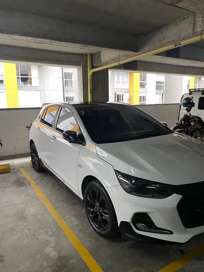 Chevrolet Onix 1.0t Rs Mt