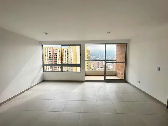 Apartamento Para Estrenar En Envigado, Parqueadero Privado