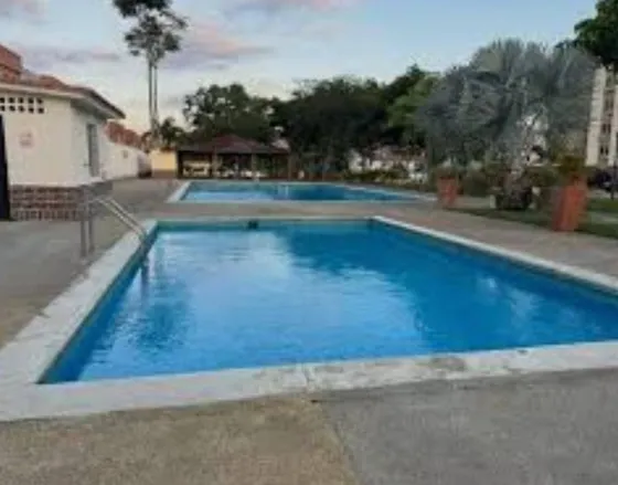 En Alquiler Apto.4to Piso Res.san Francisco, S.diego Ofvml