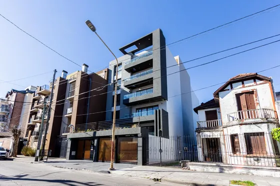 Edificio En Haedo Sur Unidades De 2 Y 3 Ambientes