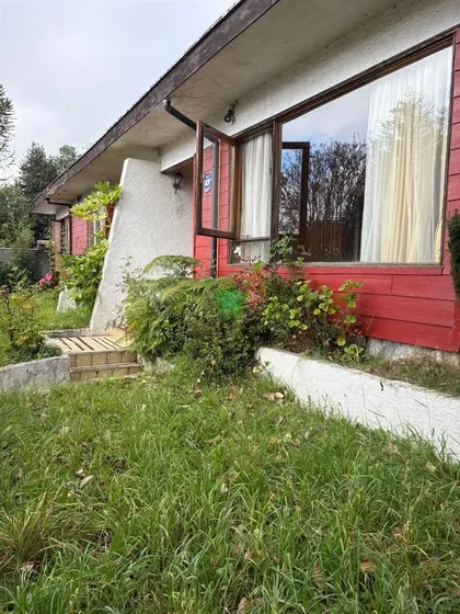 Casa En Venta De 5 Dorm. En Osorno