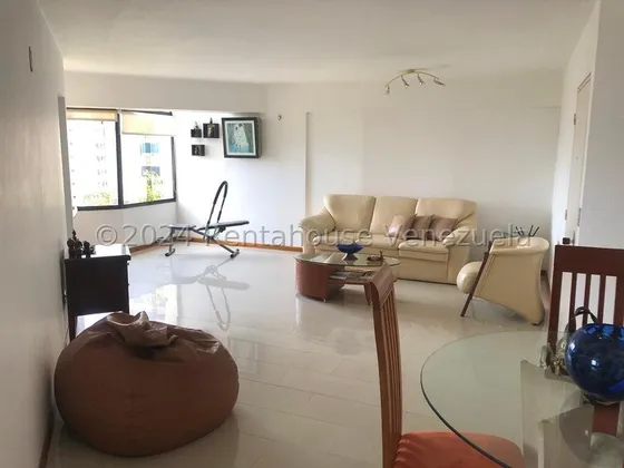 Bello Apartamento Remodelado Lomas De Prados Del Este 24-28147 Ar