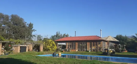 Venta De Linda Parcela, Con Excelente Conexión.