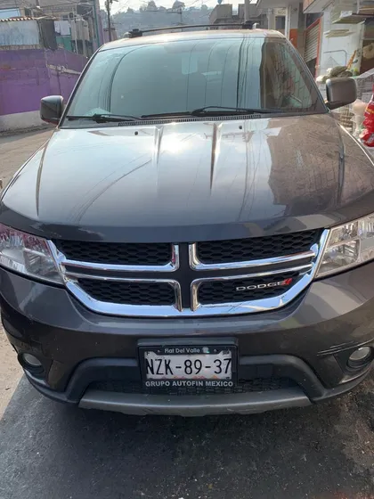 Dodge Journey 2.4 Sxt 5 Pas. At