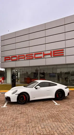 Porsche 911 Carrera Gts