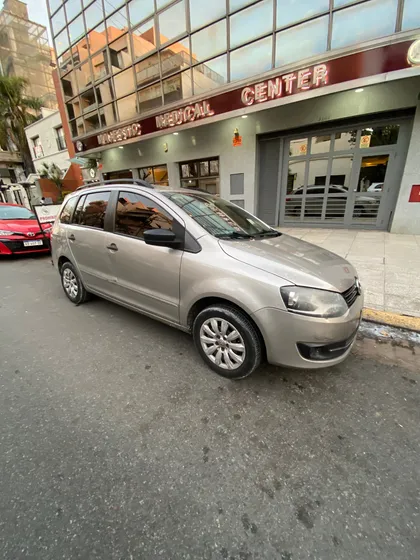 Volkswagen Suran 1.6 Comfortline 101cv