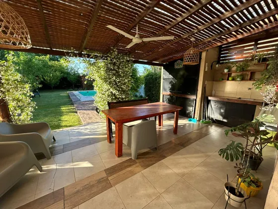 Venta Casa 2 Ambientes Con Pileta Y Galería | Barrio Tipas Blancas | Yei Pora | Tortuguitas