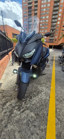 Yamaha Xmax 300 Muy Bien Cuidada
