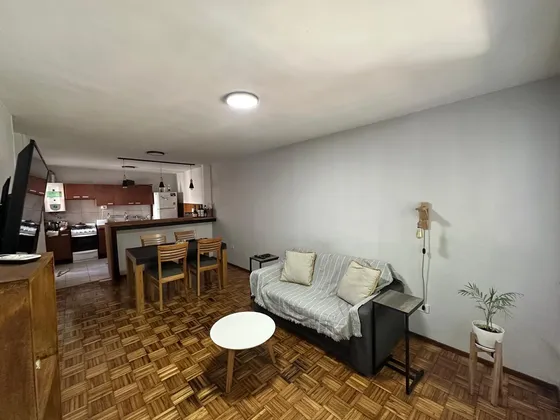 Departamento En  Venta Dos Dormitorios En Rosario - Republica De La Sexta