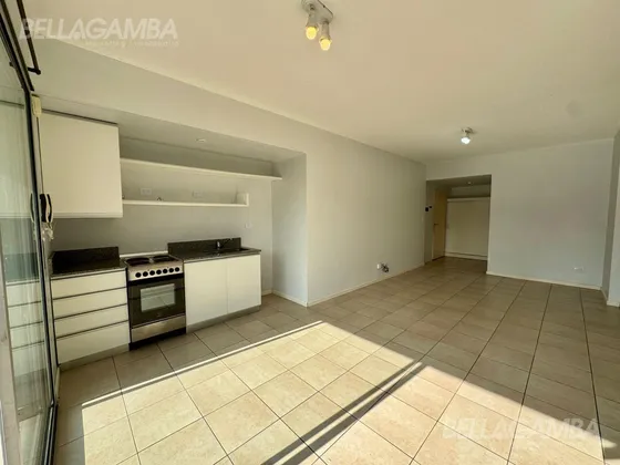 Monoambiente  Alquiler Almagro Cochera