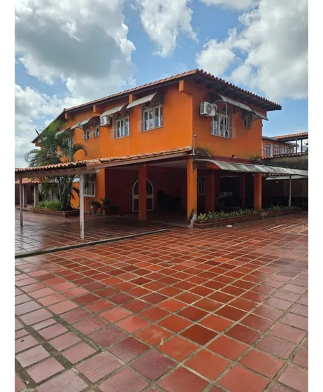 Casa Quinta En La Carrera 3 Zona Centro Ve21-049tn-jfak