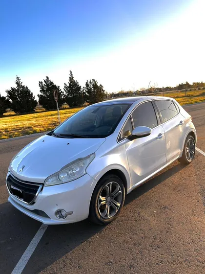Peugeot 208 1.6 Feline Pack Cuir