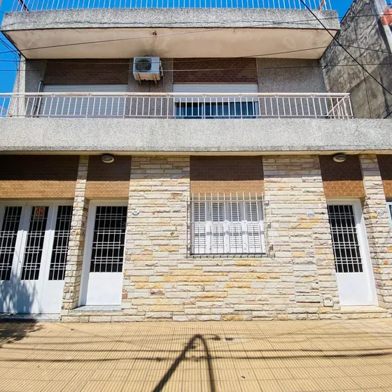 Casa En Venta En Caseros