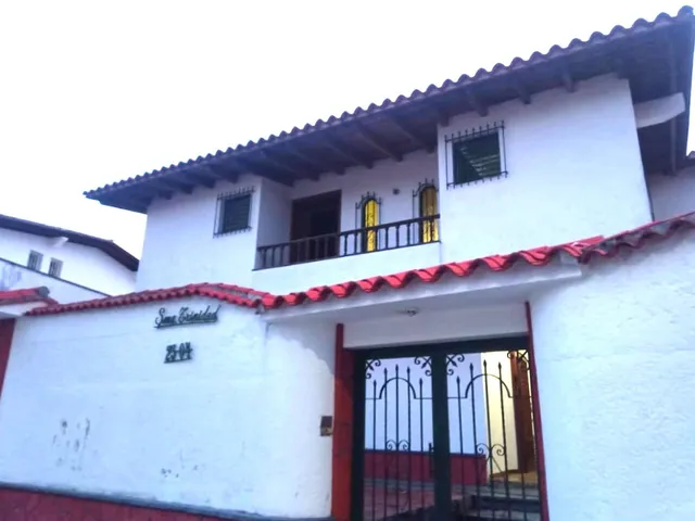 Los Naranjos, El Hatillo